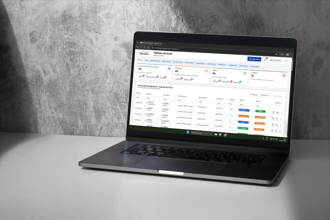 Tableau de suivi des demandes de signature, avec le statut de chaque devis